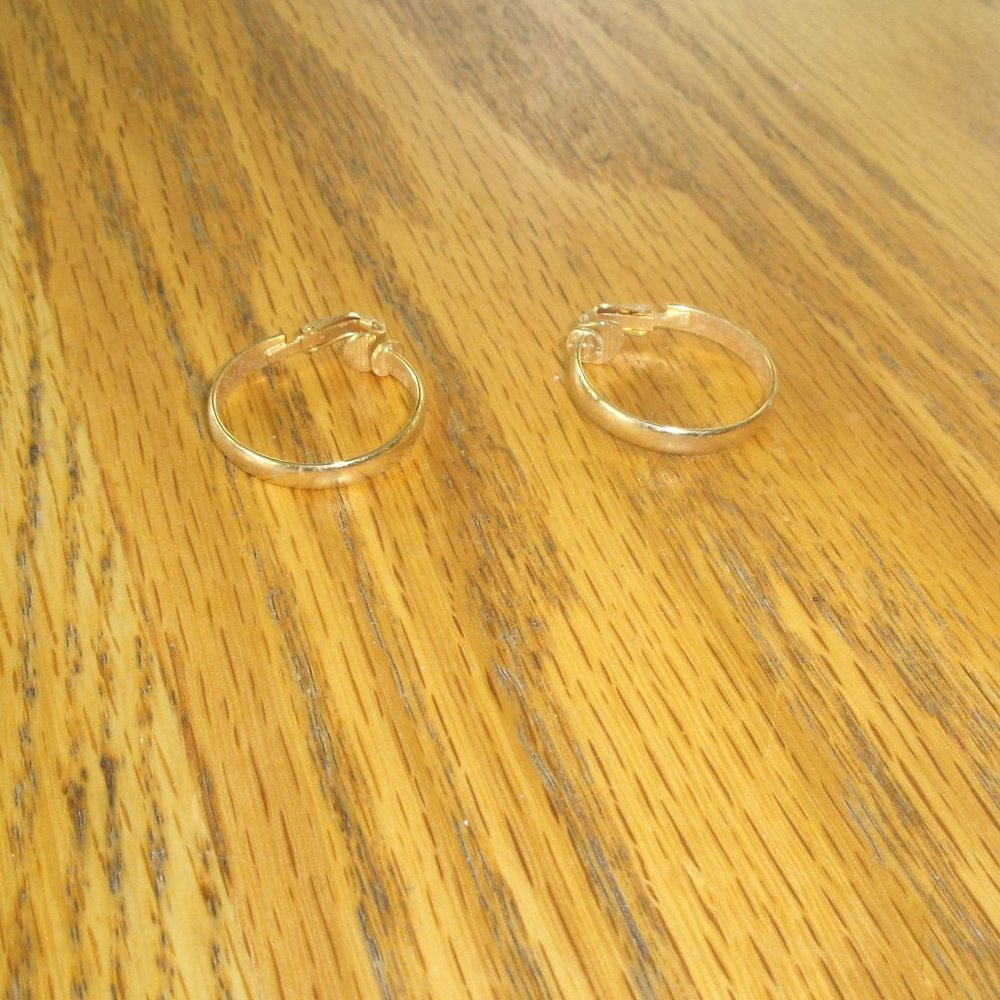 H.J.G. clip earrings gold tone hoops